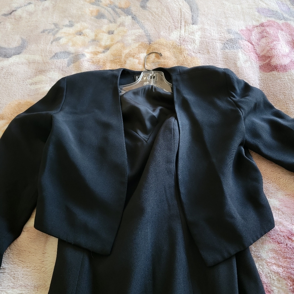 Nicole Miller Shrug
